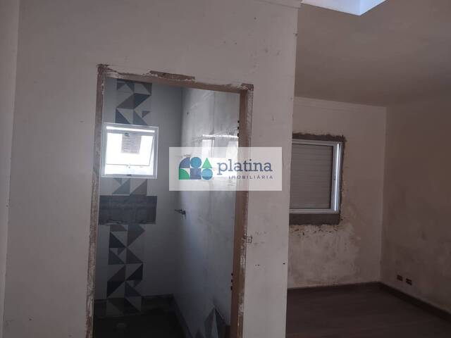 Sobrado para Venda em Guarulhos - 4