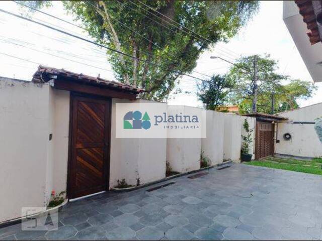 Sobrado para Venda em Guarulhos - 4