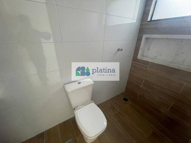 Sobrado para Venda em Guarulhos - 5