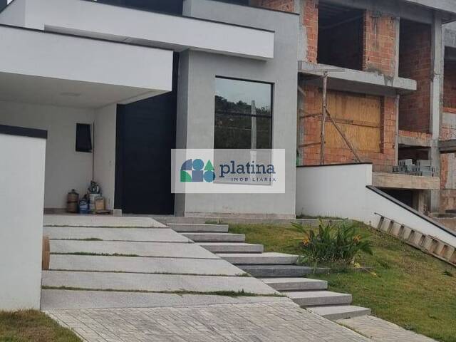 #96 - Casa para Venda em Mogi das Cruzes - SP